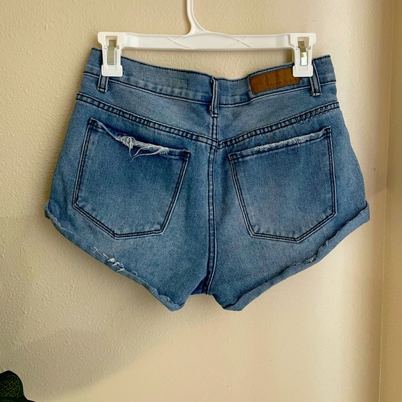 Denim Collab Shorts Size 26. Light Wash - Picture 3 of 5